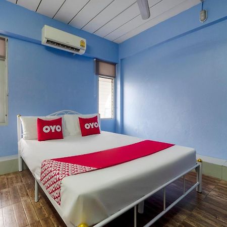 Oyo 1066 Encore Sea Side Pattaya Exterior photo