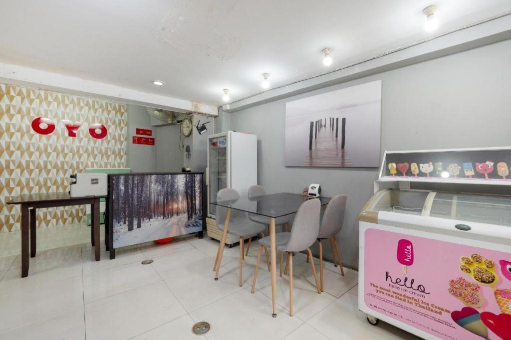 Oyo 1066 Encore Sea Side Pattaya Exterior photo