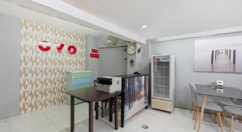 Oyo 1066 Encore Sea Side Pattaya Exterior photo
